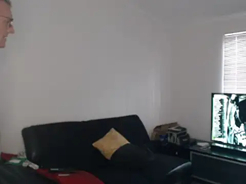 shhhoot73 online show from 10-12-25, 06:45