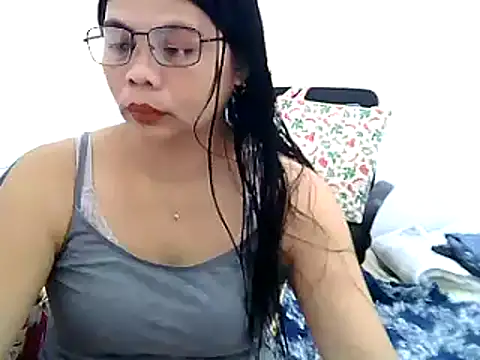 Snapshot of pinay_milfxx chatting on 01-20-25, 12:25 pinay milfxx online show from 01-20-25, 12:25