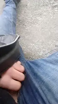 Snapshot of Garyonrad5 chatting on 11-20-25, 09:25 Garyonrad5 online show from 11-20-25, 09:25