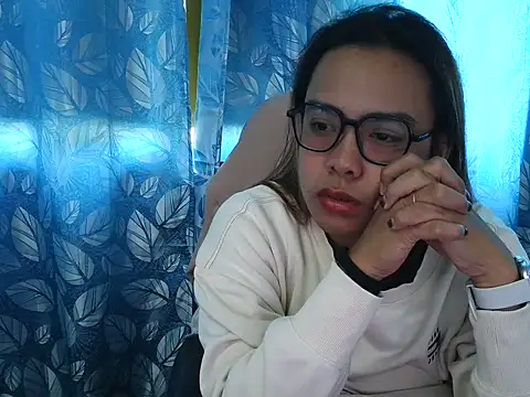 Snapshot of Your_PrettyGirlxxx chatting on 10-21-25, 01:06 Your PrettyGirlxxx online show from 10-21-25, 01:06