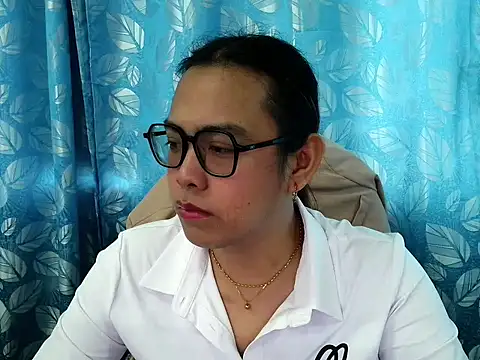 Snapshot of Your_PrettyGirlxxx chatting on 11-12-25, 11:47 Your PrettyGirlxxx online show from 11-12-25, 11:47