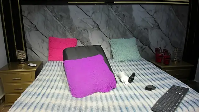 Niyirey1 online show from 10-25-25, 12:34