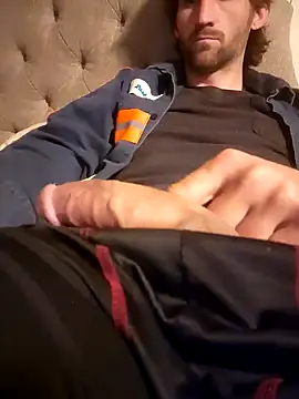 Snapshot of lewis7869 chatting on 03-15-25, 11:29 lewis7869 online show from 03-15-25, 11:29