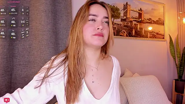 Assh lee  online show from 01-07-25, 01:03