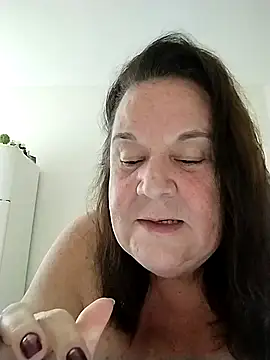 Yaya Mineira online show from 09-18-25, 05:48
