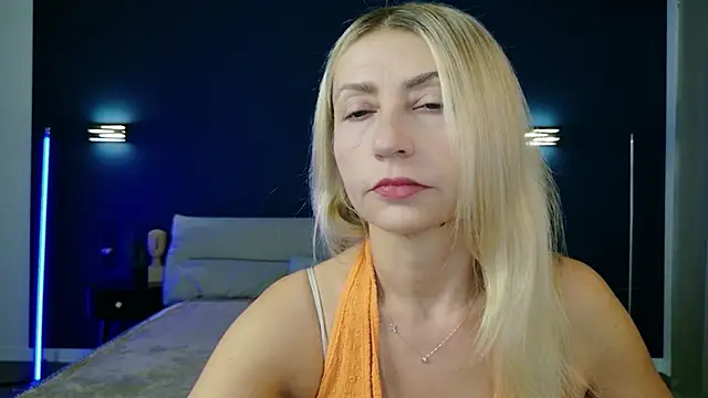 ZoeGrant online show from 10-16-25, 07:59