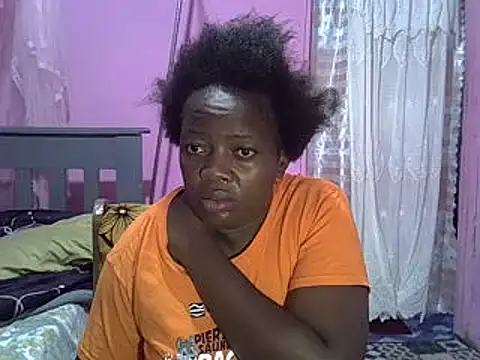 Ebonyceline online show from 12-24-24, 12:22