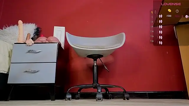 Snapshot of TomLover_12 chatting on 11-19-25, 02:00 TomLover 12 online show from 11-19-25, 02:00