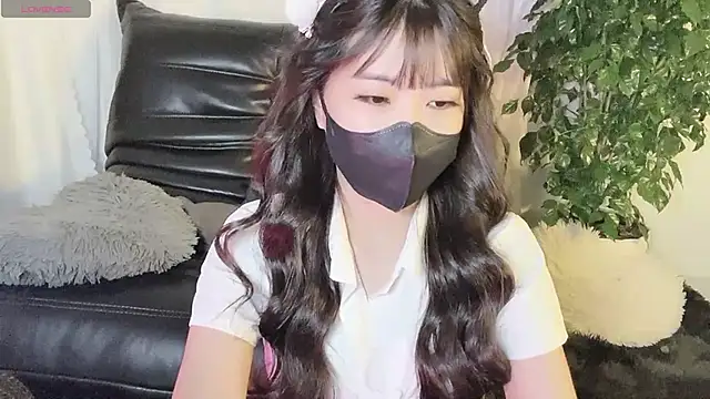 Mya Lee online show from 12-11-24, 04:20