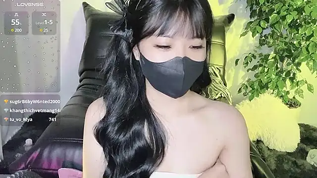 Mya Lee online show from 12-28-24, 07:33