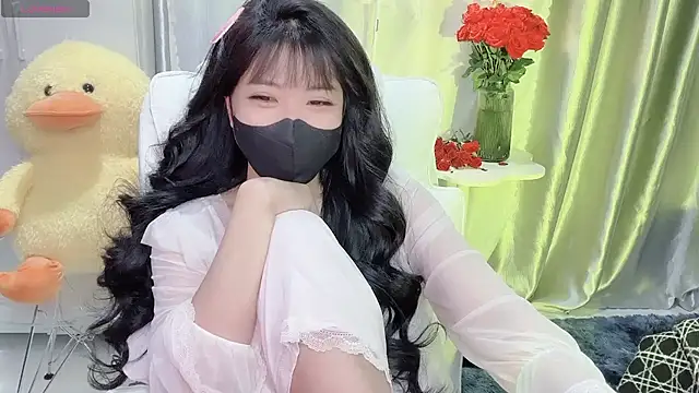 Mya Lee online show from 02-21-25, 04:48