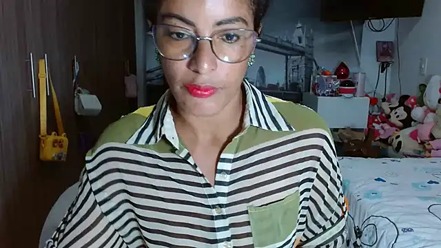 Snapshot of kateleyagrey chatting on 12-11-24, 11:21 kateleyagrey online show from 12-11-24, 11:21
