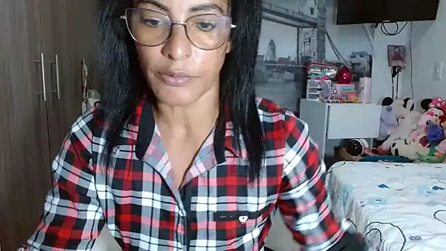 Snapshot of kateleyagrey chatting on 12-13-24, 10:45 kateleyagrey online show from 12-13-24, 10:45