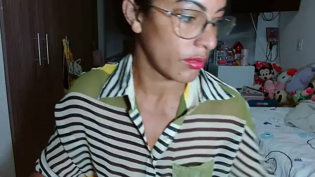 Snapshot of kateleyagrey chatting on 12-17-24, 10:23 kateleyagrey online show from 12-17-24, 10:23