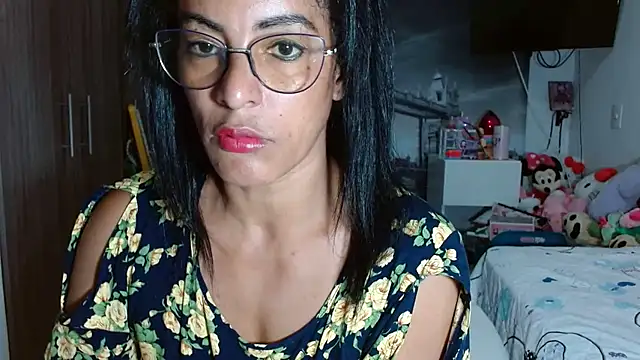 Snapshot of kateleyagrey chatting on 12-18-24, 12:54 kateleyagrey online show from 12-18-24, 12:54