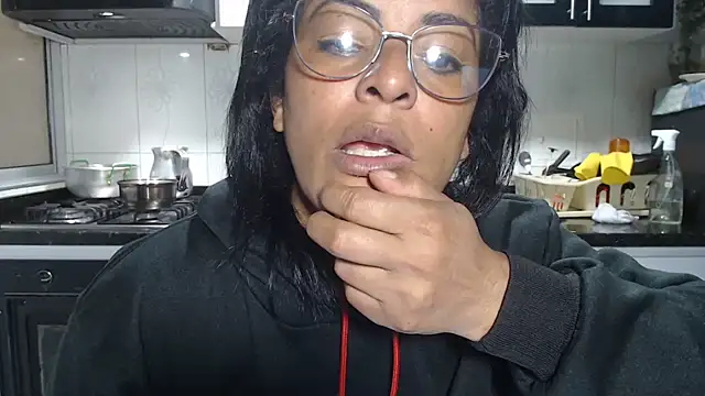 kateleyagrey online show from 01-12-26, 06:35