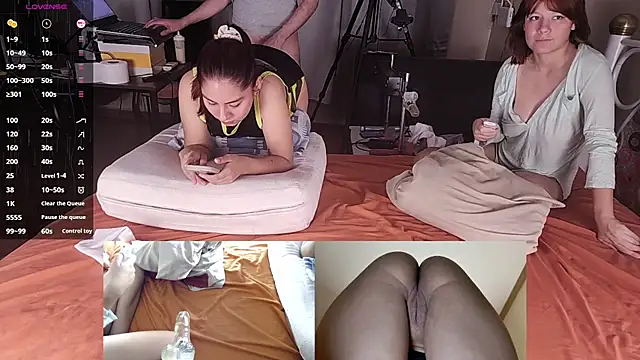 Snapshot of f4p_top chatting on 11-20-25, 04:23 f4p top online show from 11-20-25, 04:23