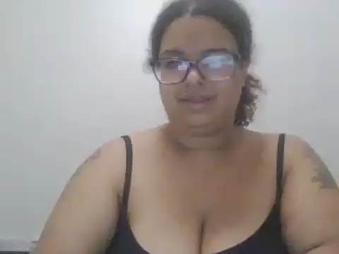 Snapshot of LadyButterflyX8891 chatting on 11-30-25, 02:26 LadyButterflyX8891 online show from 11-30-25, 02:26