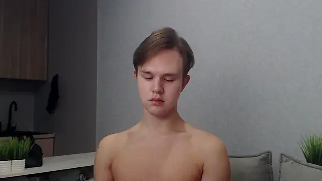 Snapshot of MartinMendez chatting on 11-10-25, 08:57 MartinMendez online show from 11-10-25, 08:57