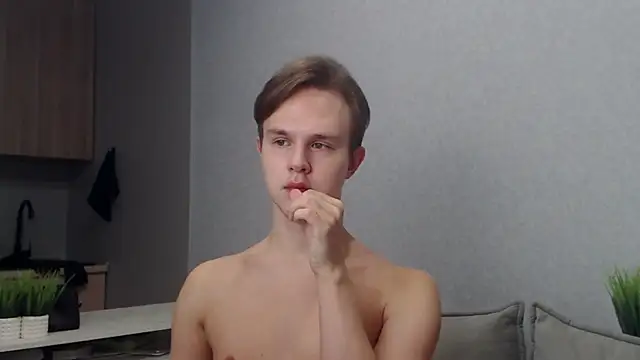 Snapshot of MartinMendez chatting on 11-13-25, 09:30 MartinMendez online show from 11-13-25, 09:30