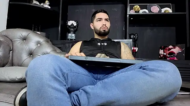 Snapshot of matteosantos chatting on 02-02-26, 12:48 matteosantos online show from 02-02-26, 12:48