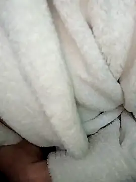 LoGaNfree88 online show from 02-12-26, 12:05