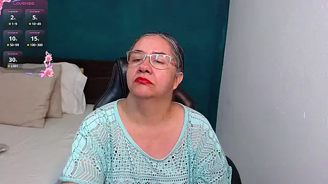 scaelettdubois online show from 11-21-25, 11:03