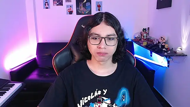 malik harrison   online show from 02-11-25, 02:24