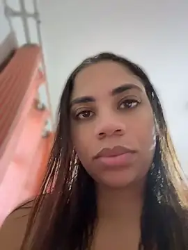 Snapshot of morenadabuceta chatting on 04-13-26, 12:43 morenadabuceta online show from 04-13-26, 12:43