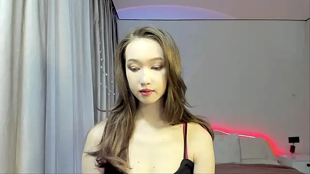  luna 022 online show from 02-13-25, 04:22