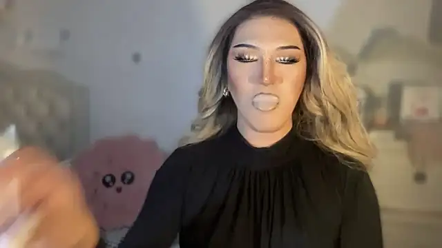 Ts glamxxxx online show from 10-21-25, 12:55