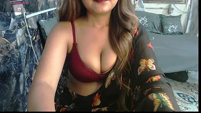 Snapshot of sexyrihana1 chatting on 09-28-25, 06:41 sexyrihana1 online show from 09-28-25, 06:41
