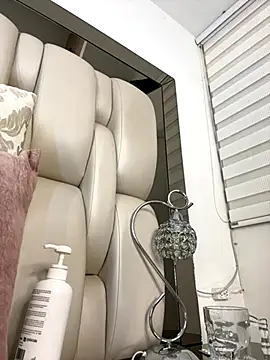 ALISSON FOXXX1 online show from 10-26-25, 12:55