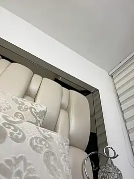 ALISSON FOXXX1 online show from 11-13-25, 10:52