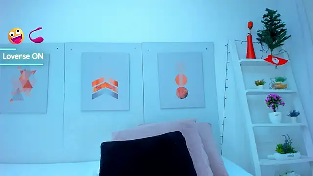 AlessiaMarcu- online show from 12-02-24, 11:01