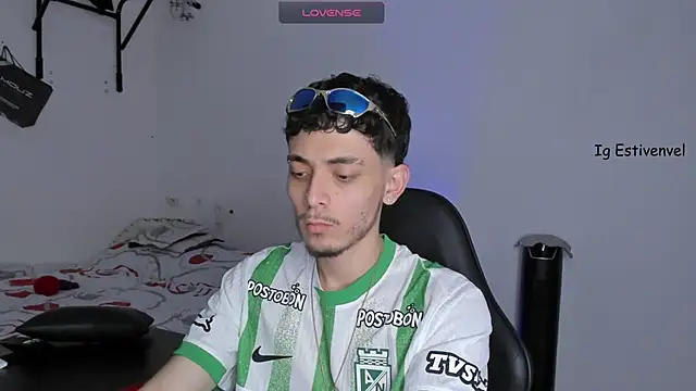 steve latin online show from 10-26-25, 07:09