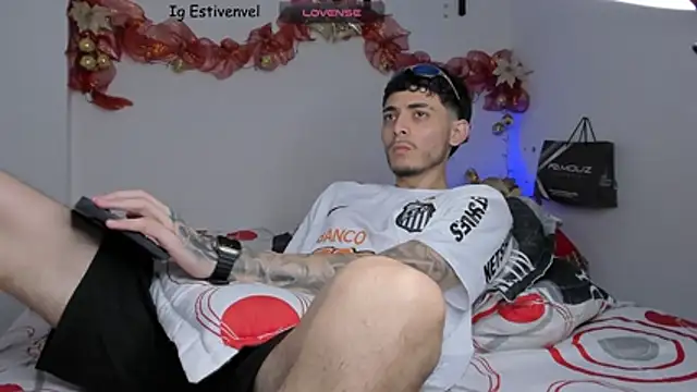 steve latin online show from 11-24-25, 03:56