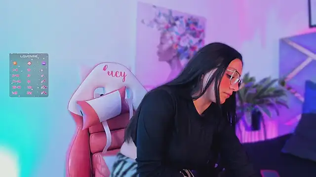 Snapshot of lucy_neil chatting on 11-02-25, 02:36 lucy neil online show from 11-02-25, 02:36