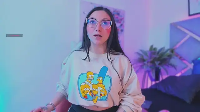 Snapshot of lucy_neil chatting on 11-14-25, 02:32 lucy neil online show from 11-14-25, 02:32