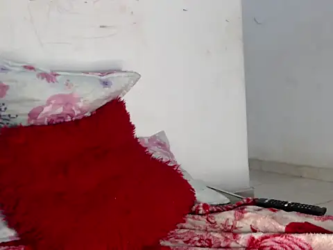 girl tits online show from 02-13-25, 07:24