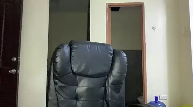 MeganTheRarest online show from 02-16-25, 11:05