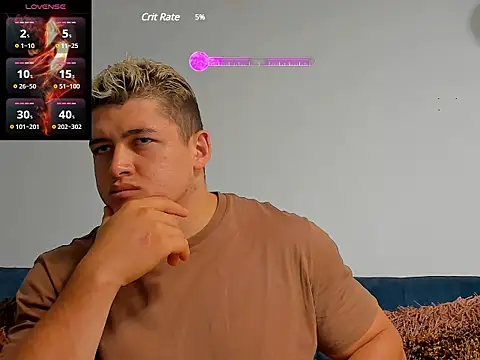 Snapshot of Leonsmoron chatting on 02-08-25, 12:28 Leonsmoron online show from 02-08-25, 12:28