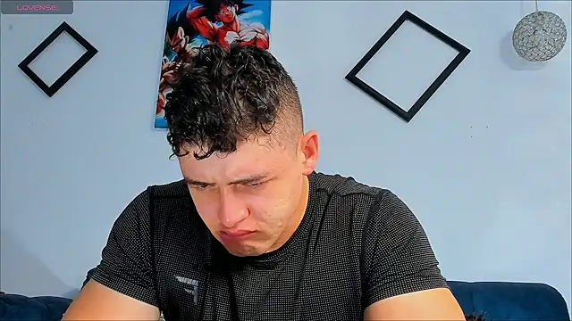 Snapshot of Leonsmoron chatting on 11-04-25, 12:43 Leonsmoron online show from 11-04-25, 12:43