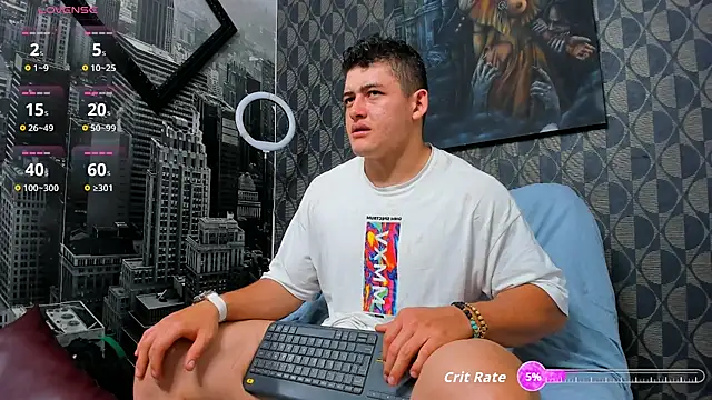 Snapshot of Leonsmoron chatting on 11-14-25, 01:37 Leonsmoron online show from 11-14-25, 01:37