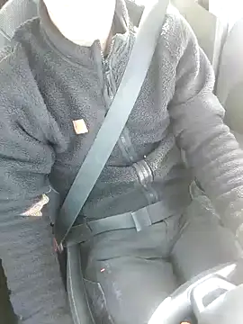 Snapshot of Xcoquinx chatting on 02-04-25, 12:44 Xcoquinx online show from 02-04-25, 12:44