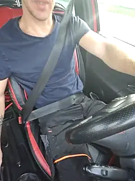 Snapshot of Xcoquinx chatting on 11-01-25, 07:32 Xcoquinx online show from 11-01-25, 07:32