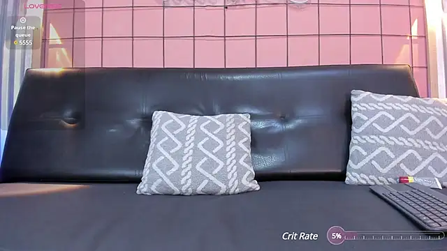 mensia hernandz online show from 02-26-25, 04:35