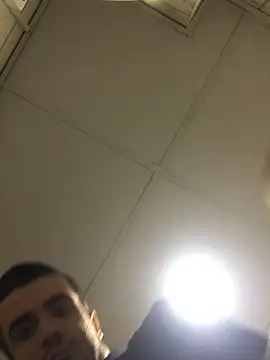 Snapshot of boyygirlls chatting on 03-04-25, 09:43 boyygirlls online show from 03-04-25, 09:43