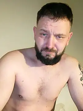 Snapshot of bartek1989209 chatting on 01-09-26, 12:46 bartek1989209 online show from 01-09-26, 12:46