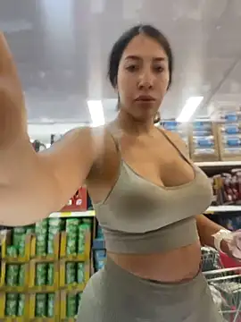 Snapshot of daniela_henao chatting on 02-25-26, 07:12 daniela henao online show from 02-25-26, 07:12